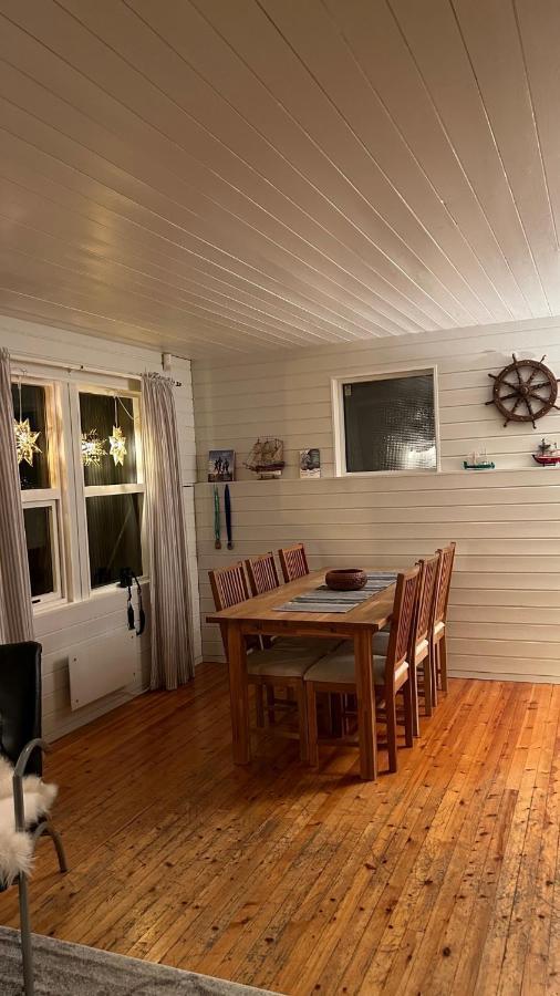 Cozy Little House In Tromso City Екстер'єр фото